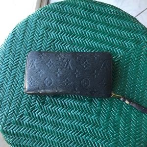 Louis Vuitton black leather monogram wallet